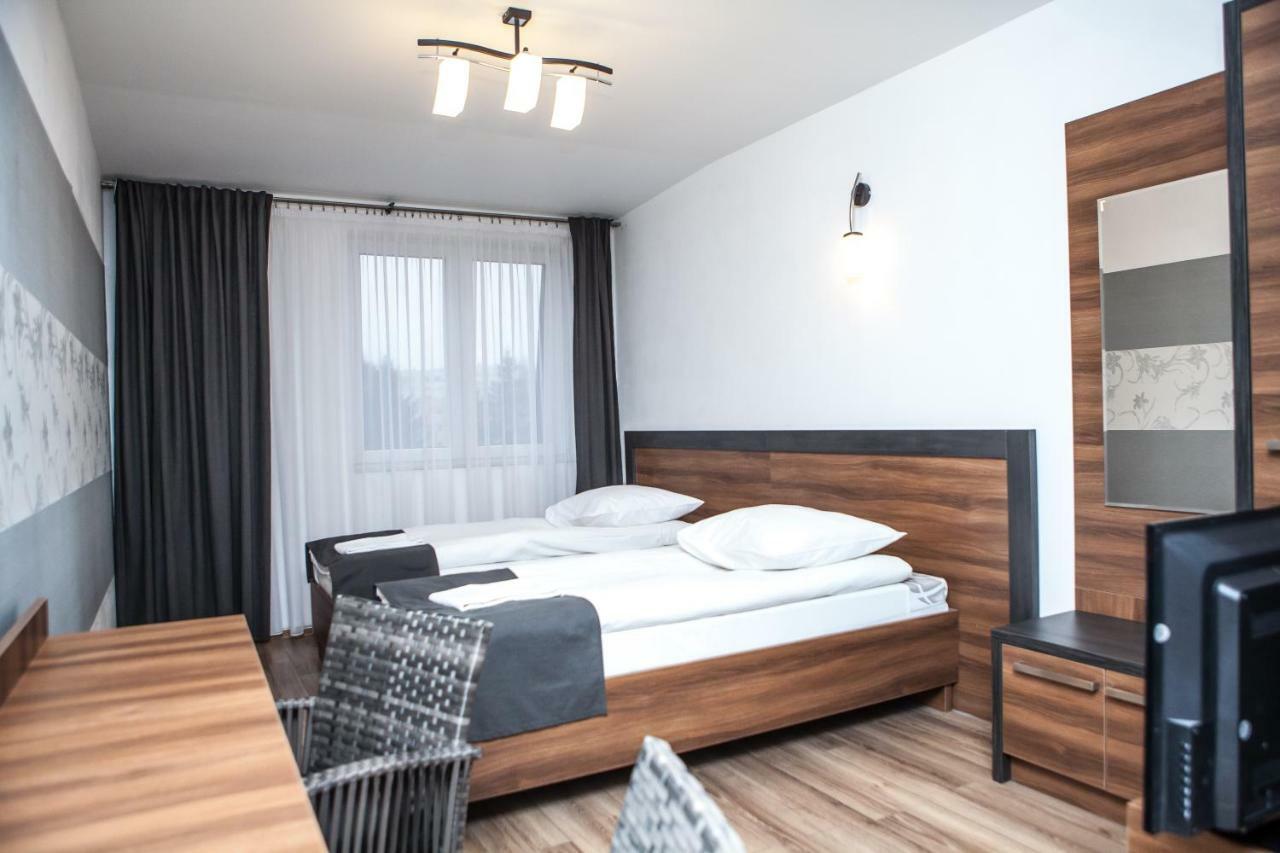 Hotel Bukowiec Legionowo Exterior foto